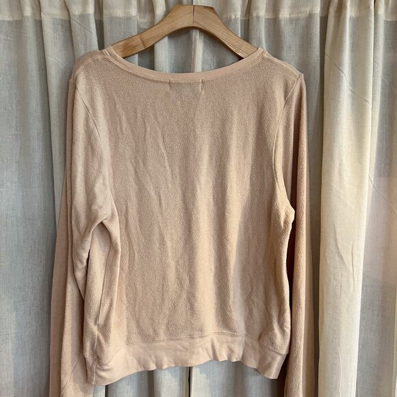 Wildfox Baggy Beach Jumper with Swans - Picture 2 of 3